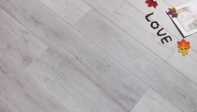 Кварцвиниловая плитка Betta Villa V112 Дуб Леванто 4,5мм 2,245м2\уп.