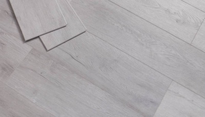 Кварцвиниловая плитка Betta Villa V112 Дуб Леванто 4,5мм 2,245м2\уп.