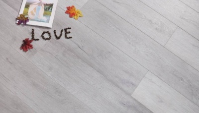 Кварцвиниловая плитка Betta Villa V112 Дуб Леванто 4,5мм 2,245м2\уп.