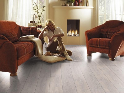 Ламинат Kronotex Robusto D2800 Дуб Светлый столичный с фаской 1,293 м2\уп.