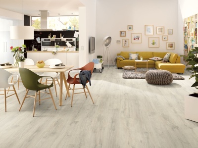 Ламинат Egger Home EHL 014 Дуб Куримо 8/33 с фаской 1.99м2/уп.