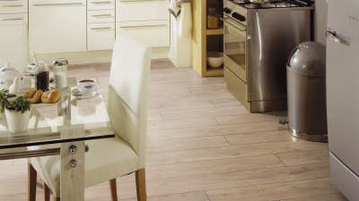 Ламинат Kronotex Robusto Aqua D1203 Смарт Каштан с фаской 1,318 м2\уп.