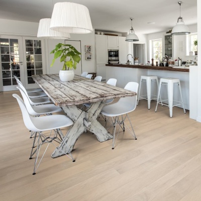 Паркетная доска Karelia Oak 4 Story 138 Sandy White, однополосная, 14х138х1116, 1,24 м2 уп.,  c 4 cторонней микрофаской, селекция Nature