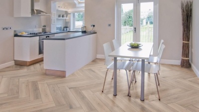 Ламинат Kronotex Herringbone 3766 A/B Дуб Мец с фаской 1,238 м2\уп.