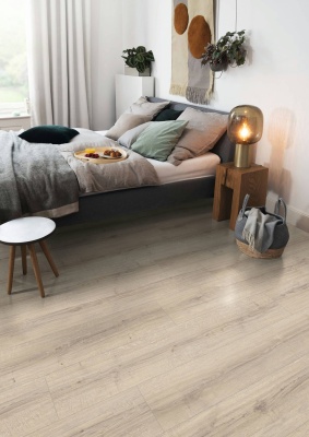 Ламинат Egger Aqua+ Дуб Шерман светлый EPL183 8мм 33 класс c фаской 2,5427м2\уп.