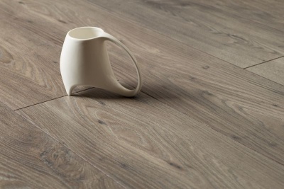 Ламинат Kronopol  Aurum Vision D 3343 Mountain Oak (Дуб скальный) 8/33 с фаской