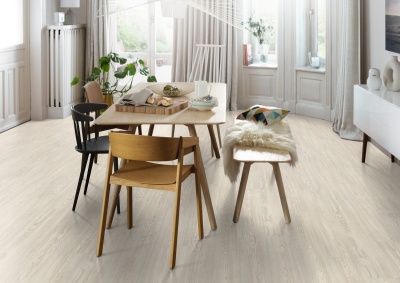 Ламинат Egger Дуб Сория белый EPL177 8мм 32 класс  1.99м2/уп. с фаской