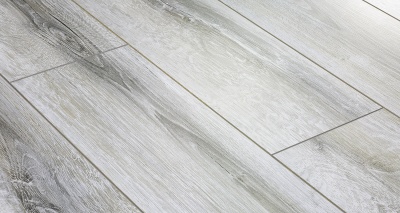 Ламинат Kastamonu Floorpan BLUE Дуб Касадор FP704.2 8/33 c фаской 2.153м2/уп.