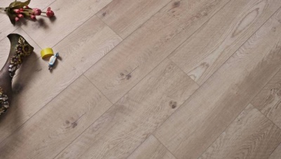 Кварцвиниловая плитка Betta Villa V105 Дуб Новара 4,5мм 2,245м2\уп.