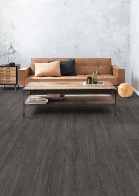 Ламинат Egger Aqua+ Дуб Шерман антрацит EPL186 8мм 33 класс c фаской 2,5427м2\уп.