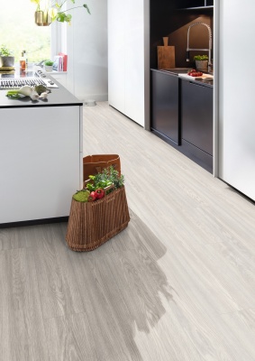 Ламинат Egger Дуб Сория светло-серый EPL178 10мм 33 класс 1.74м2/уп. с фаской