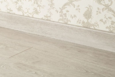 Ламинат Kronopol  Aurum Gusto D3491 Ceylon Oak (Дуб Цейлон) 8/33 с фаской