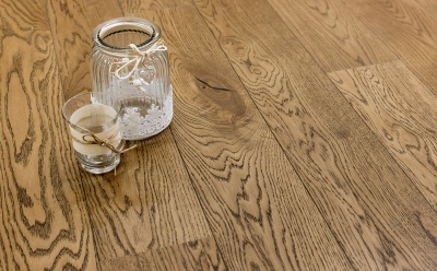 Паркетная доска Polarwood Oak Premium Oak Premium 138 Artist Brown, однополосная, 14х138х1800, 2 м2 уп., c 2 cторонней фаской, селекция Country