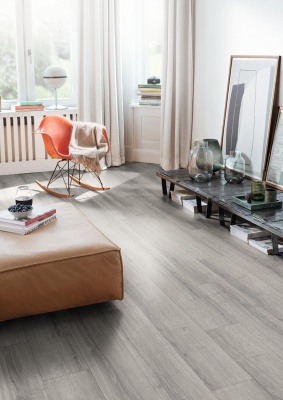 Ламинат Egger Дуб Шерман светло-серый EPL205 8мм 32 класс 1.99м2/уп. с фаской