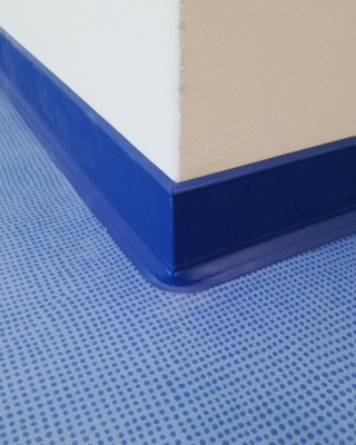 Плинтус Dollken S60 60 мм цвет синий (1155) 2.57 м.п./шт.