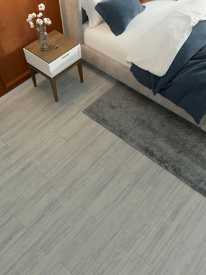 Ламинат Egger Дуб Марчена Белый EPL249 10мм 33 класс с фаской 1,7455м2\уп.