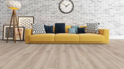 Ламинат Kronotex Mammut Plus D4728 Дуб Горный бежевый с фаской 1,800 м2\уп.