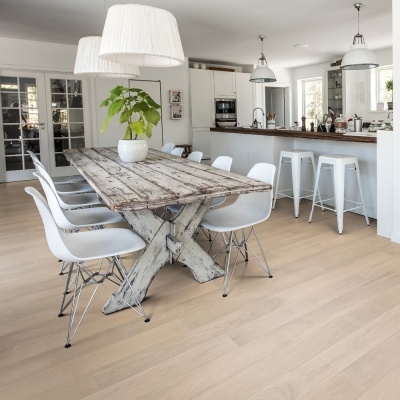 Паркетная доска Karelia Oak 4 Story 138 Sandy White, однополосная, 14х138х1116, 1,24 м2 уп.,  c 4 cторонней микрофаской, селекция Nature - изображение 2