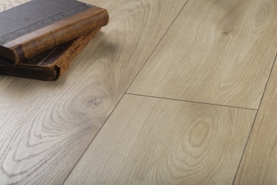 Ламинат Kronopol  Aurum Volo Aqua Zero D4574 Eagle Oak (Дуб Орел) 8/33 с фаской - изображение 1