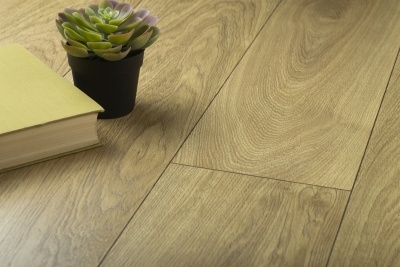 Ламинат Kronopol  Aurum Volo Aqua Zero D4577 Hawk Oak (Дуб Ястреб) 8/33 с фаской - изображение 1